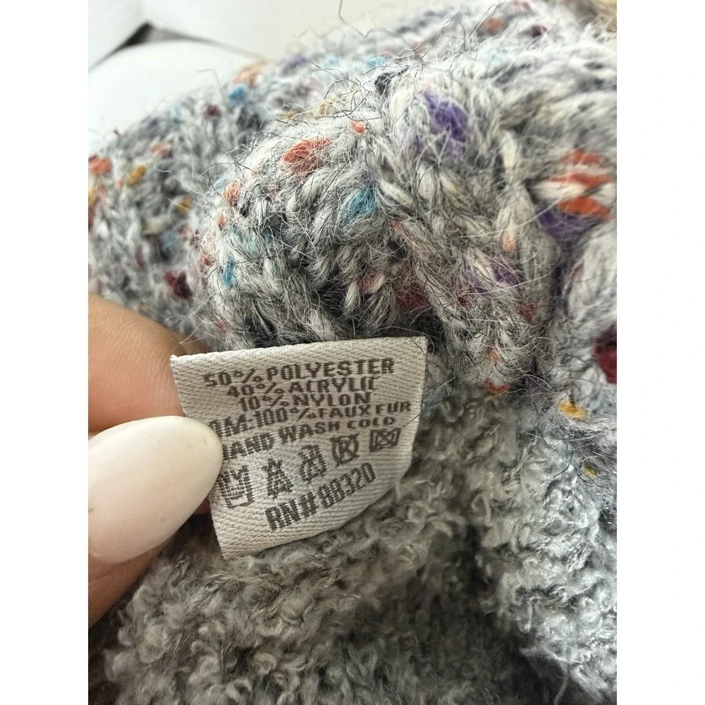 C.C Confetti Knit Beanie Hat Faux Fur Pom Pom Fuzzy Lined Gray One Size NWT